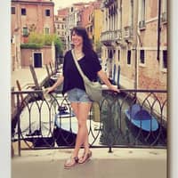 Sitter Profile Image: Lygia F.