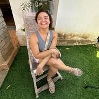 Sitter Profile Image: Sierra T.