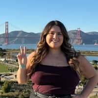 Sitter Profile Image: Abigail F.