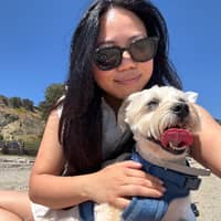 Sitter Profile Image: Gwen W.