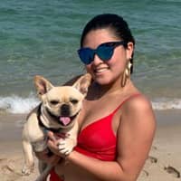 Sitter Profile Image: Valentina R.