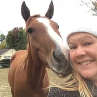 Sitter Profile Image: Tracey H.