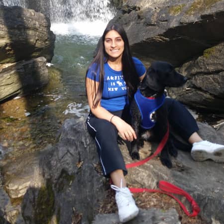 Sitter Profile Image: Elena F.