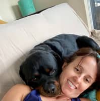 Sitter Profile Image: Larissa M.