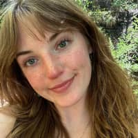 Sitter Profile Image: Julia C.