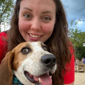 Sitter Profile Image: Lindsay S.