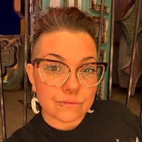 Sitter Profile Image: Renee P.