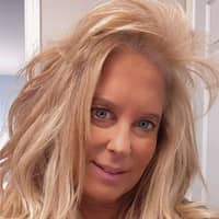 Sitter Profile Image: Suzanne D.