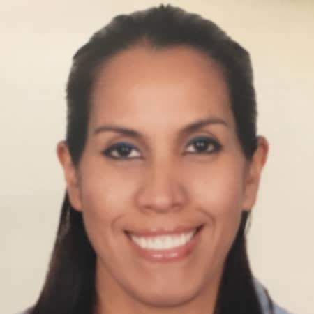 Sitter Profile Image: Veronica M.