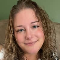 Sitter Profile Image: Stacy S.