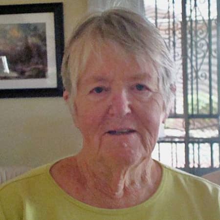 Sitter Profile Image: Terri A.