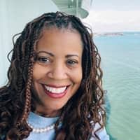 Sitter Profile Image: Dasha & Davida S.