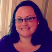 Sitter Profile Image: Lindsey T.