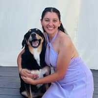 Sitter Profile Image: Avery S.