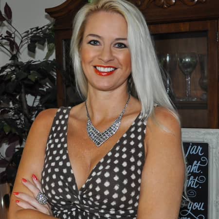 Sitter Profile Image: Kim M.