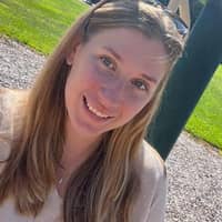 Sitter Profile Image: Emily J.