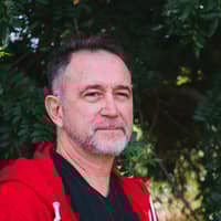 Sitter Profile Image: Darren L.