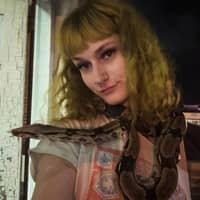 Sitter Profile Image: Cheyenne S.