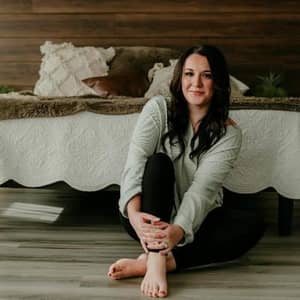 Sitter Profile Image: Carly F.