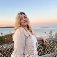 Sitter Profile Image: Alanna L.