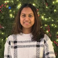 Sitter Profile Image: Niv P.