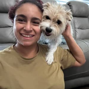 Sitter Profile Image: Lissette R.