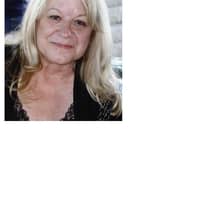 Sitter Profile Image: April P.