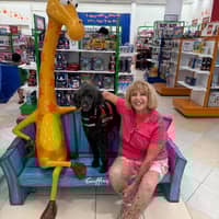 Sitter Profile Image: Donna V.