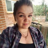 Sitter Profile Image: Abigail J.