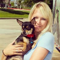 Sitter Profile Image: Dana R.