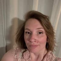 Sitter Profile Image: Carlyn B.