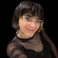 Sitter Profile Image: Raine P.