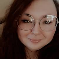 Sitter Profile Image: Lyz W.