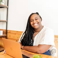 Sitter Profile Image: Loren B.