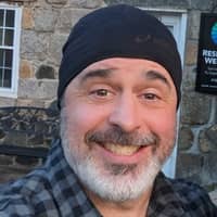 Sitter Profile Image: Joshua R.