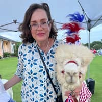 Sitter Profile Image: Stacy F.