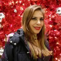 Sitter Profile Image: Veronica G.