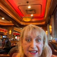 Sitter Profile Image: Theresa W.