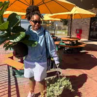 Sitter Profile Image: Precious R.