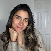 Sitter Profile Image: Maria M.