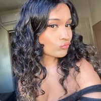 Sitter Profile Image: Emmelia R.