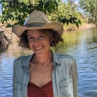 Sitter Profile Image: Sarah S.