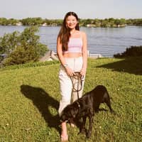 Sitter Profile Image: Michelle W.