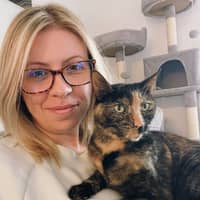 Sitter Profile Image: Katya W.