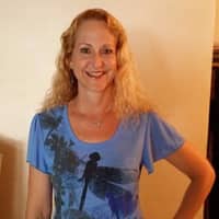 Sitter Profile Image: Lori M.