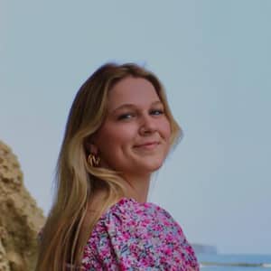 Sitter Profile Image: Paige R.