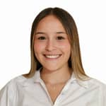 Sitter Profile Image: María Paola G.