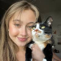 Sitter Profile Image: Taylor A.