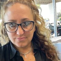 Sitter Profile Image: Vanessa N.