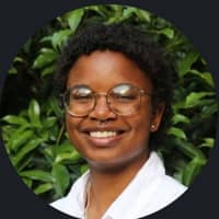 Sitter Profile Image: Arianna C.